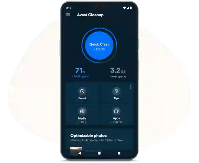Avast Cleanup Premium for Android dashboard showing system status